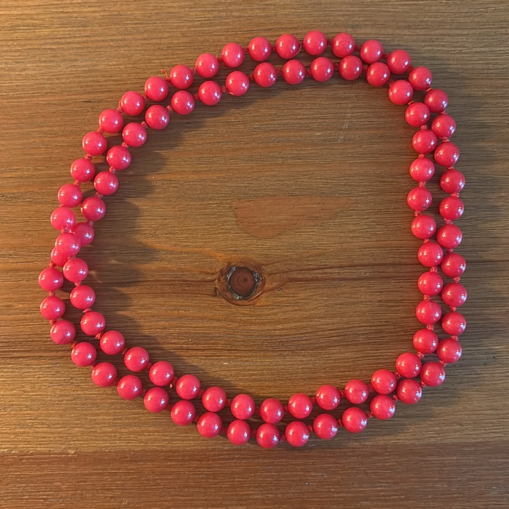 Red Beaded Necklace - Picture 2 of 2